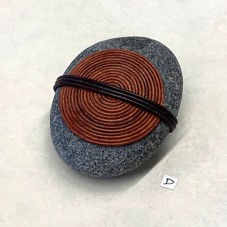 That's Wrap 3.5 x 2.5" leather bound Lake Superior Rock - by Jill Terrill